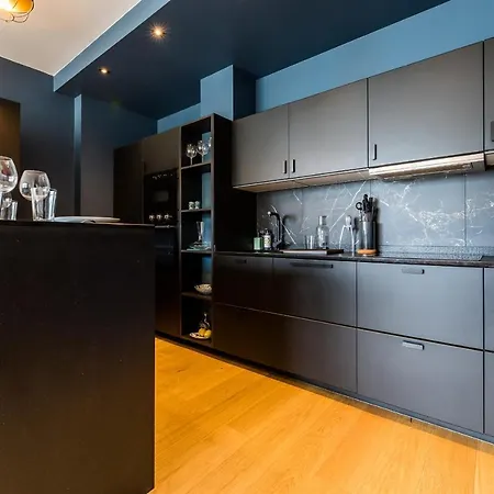 Catwalk Keyweek 2 Bedroom In Center Parking Biarritz