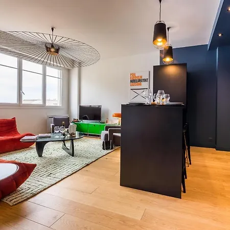 Apartment Catwalk Keyweek 2 Bedroom In Center Parking Biarritz